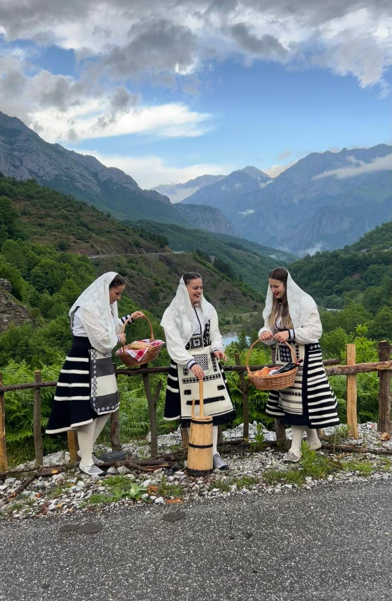 Te Baca Qerim Apartamento Lekbibaj Exterior foto